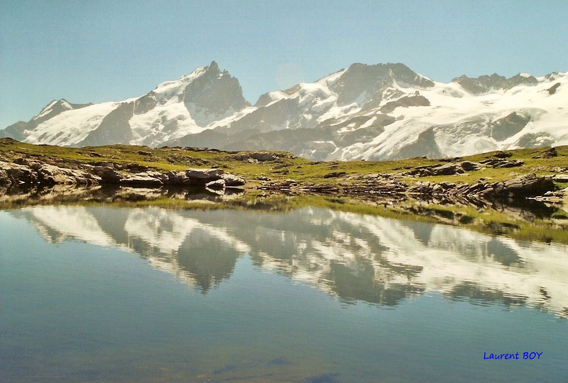 LAC NOIR